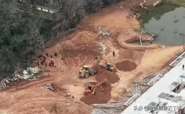 胡鑫宇的饭卡：卡住了谁？为何要掘地三尺寻找？