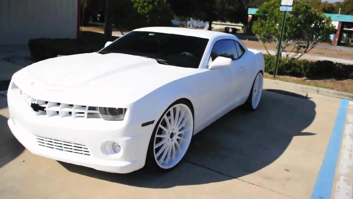 詹姆斯的十大名车,詹姆斯最新款座驾