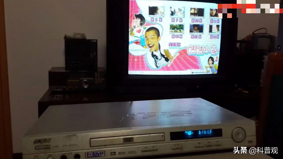 为啥还有人在收旧DVD光盘，废旧光盘有何价值？有人靠它年入20万