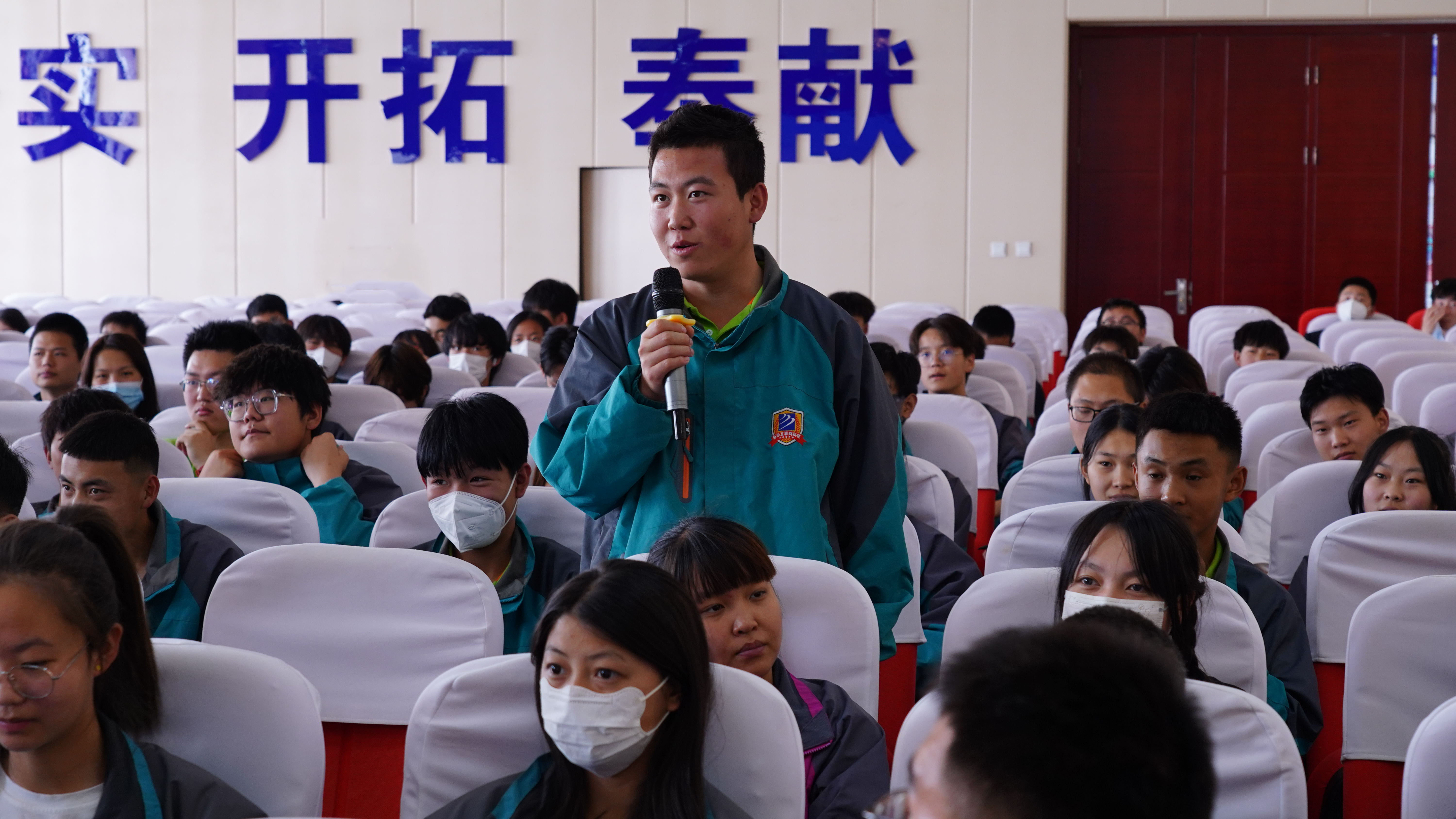 鍏板窞闃冲厜鎴愰暱蹇冪悊鍋ュ悍鏁欒偛,鍏板窞闃冲厜鎴愰暱蹇冪悊鍋ュ悍鏁欒偛鐩存挱