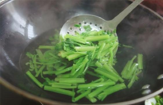 葫芦丝瓜做包子馅,黄瓜丝瓜可以做包子吗