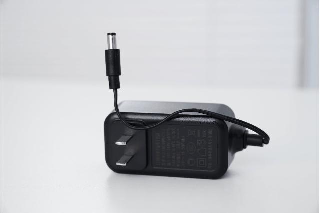 爱德华护眼灯真的有用吗,爱德华红光护眼灯对眼睛有伤害吗