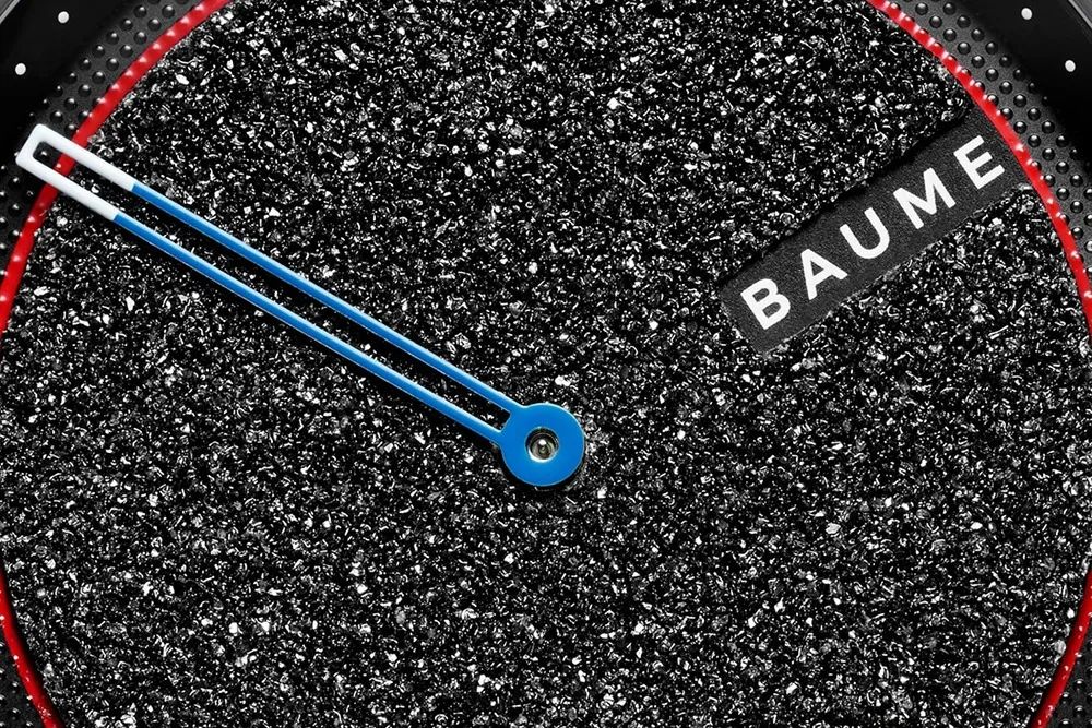 定价7k，我竟发现了一块塑料橡树！这些表简直就是一道夏日风景线