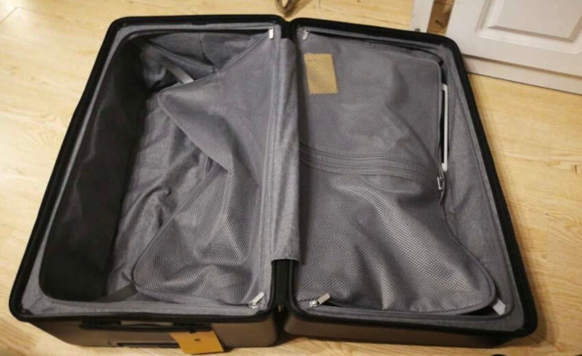 巨能装箱包,巨能装的车旅行车