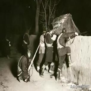老照片还原日军暴行图片,侵华日军老相片曝光
