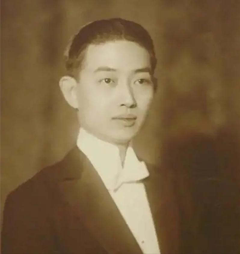 京剧演员孟小冬简介照片,京剧名角孟小冬