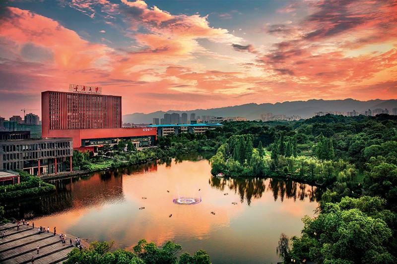 院校解读之重庆大学