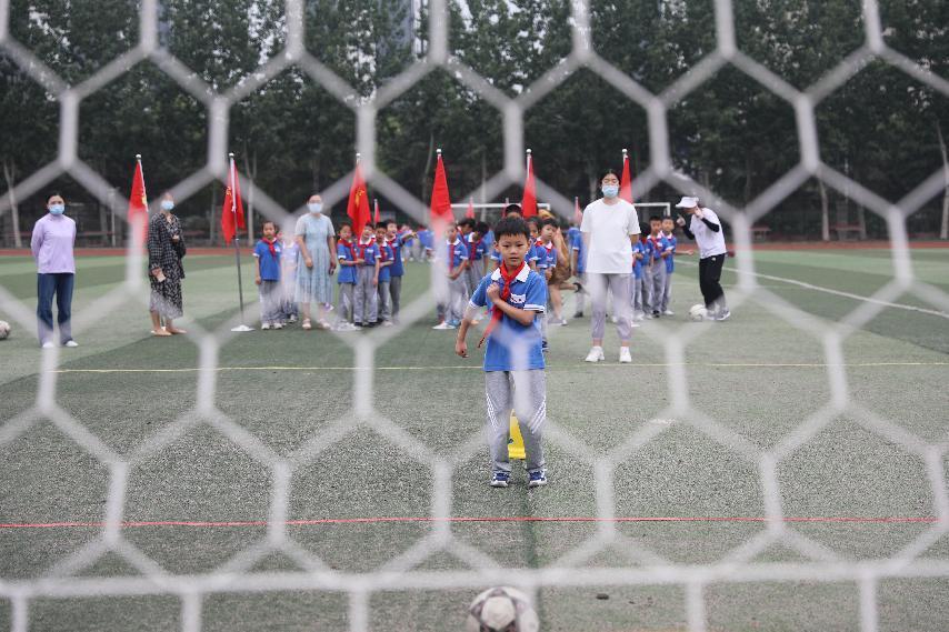 校园杯足球联赛开幕,足球联赛暨校园足球