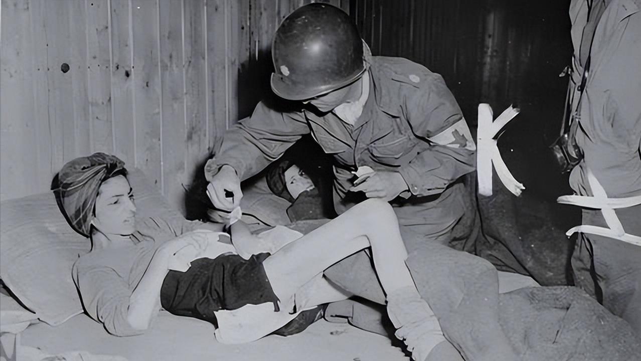 纳粹时期希特勒残害的对象都有谁？大*杀屠**的受害者只有犹太人吗？