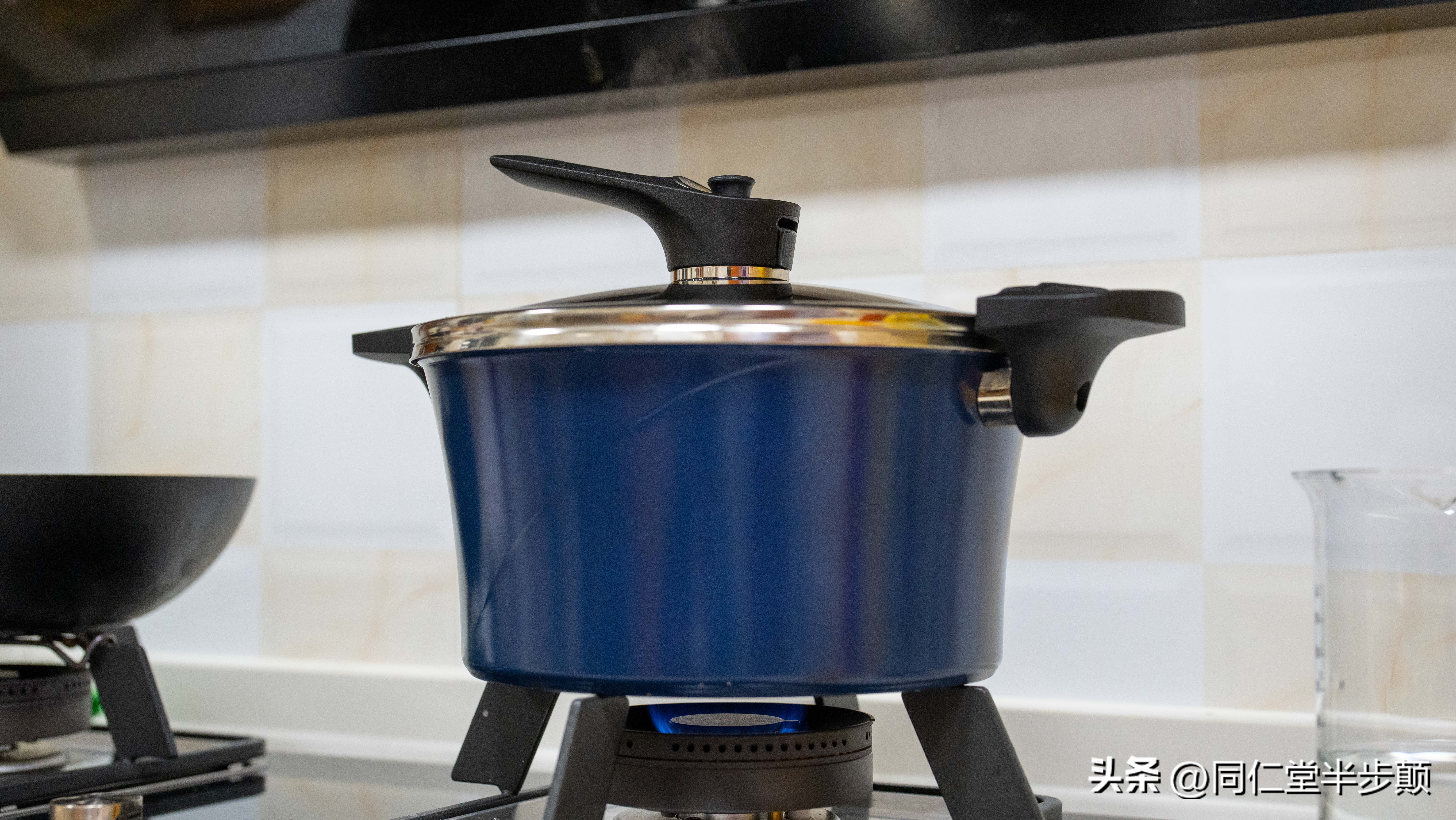 让所有还在挑选锅具的人知道你的名字：HAPPYCALL真空真鲜锅