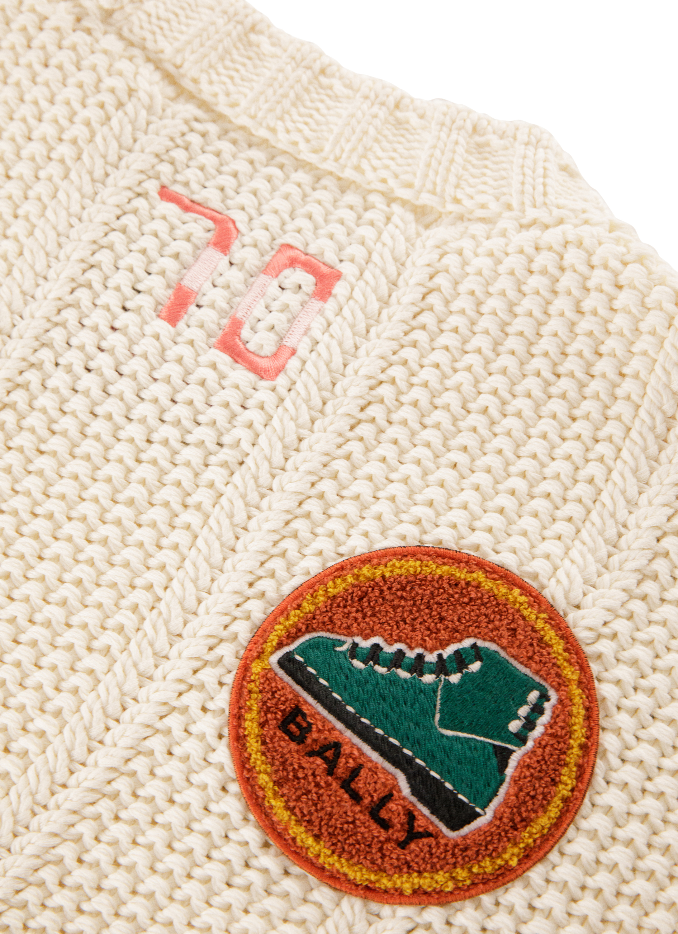 bally为新年增添一抹红,bally珠穆朗玛峰系列