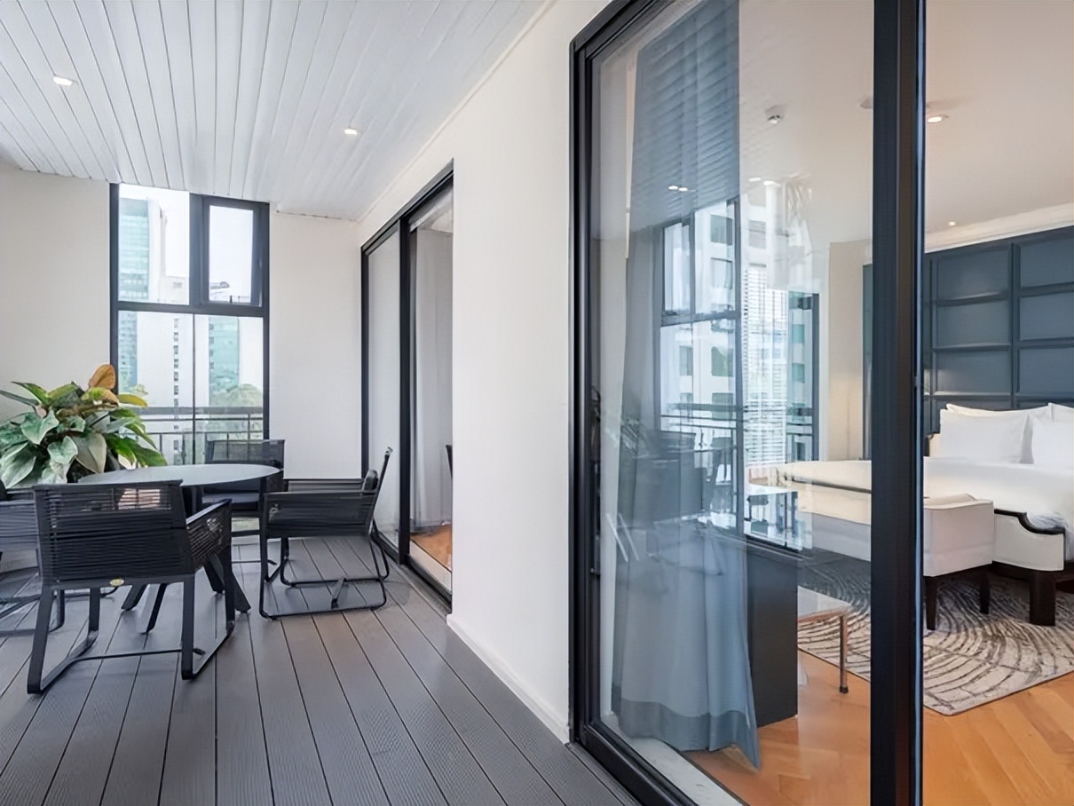 经典摩登复古风的五星级酒店,经典的酒店