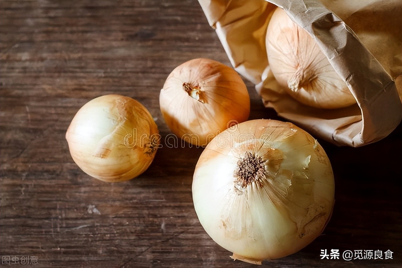黄皮洋葱和红皮洋葱哪个好,黄皮洋葱和紫皮洋葱的区别