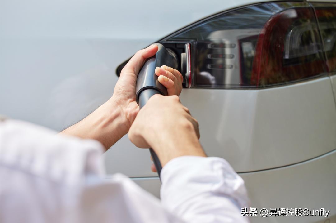 鍏夊偍鍏呬竴浣撳寲鍏呯數绔欑數璐瑰灏戦挶,鐢典环鐙傞