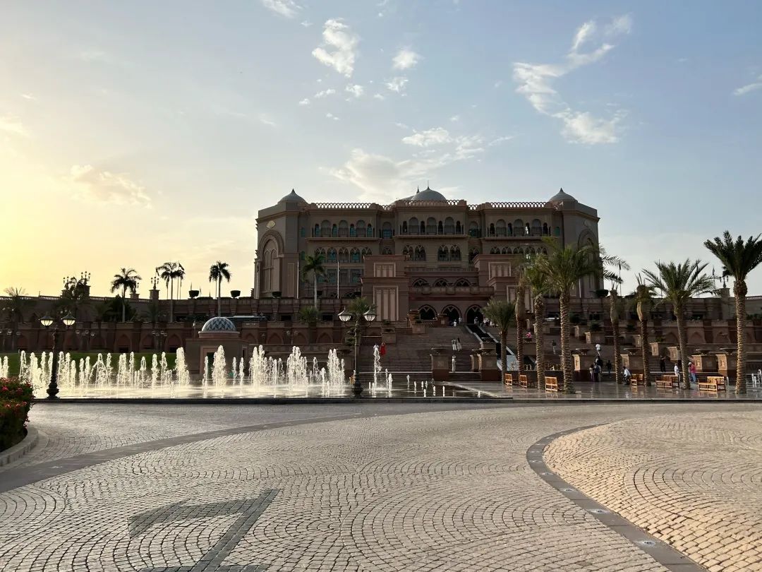 V世界｜夏天，在阿布扎比的11个“极致”体验