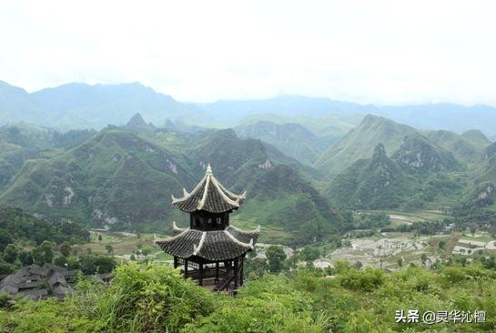 楼上千年古寨,漫步幽悠古寨图片