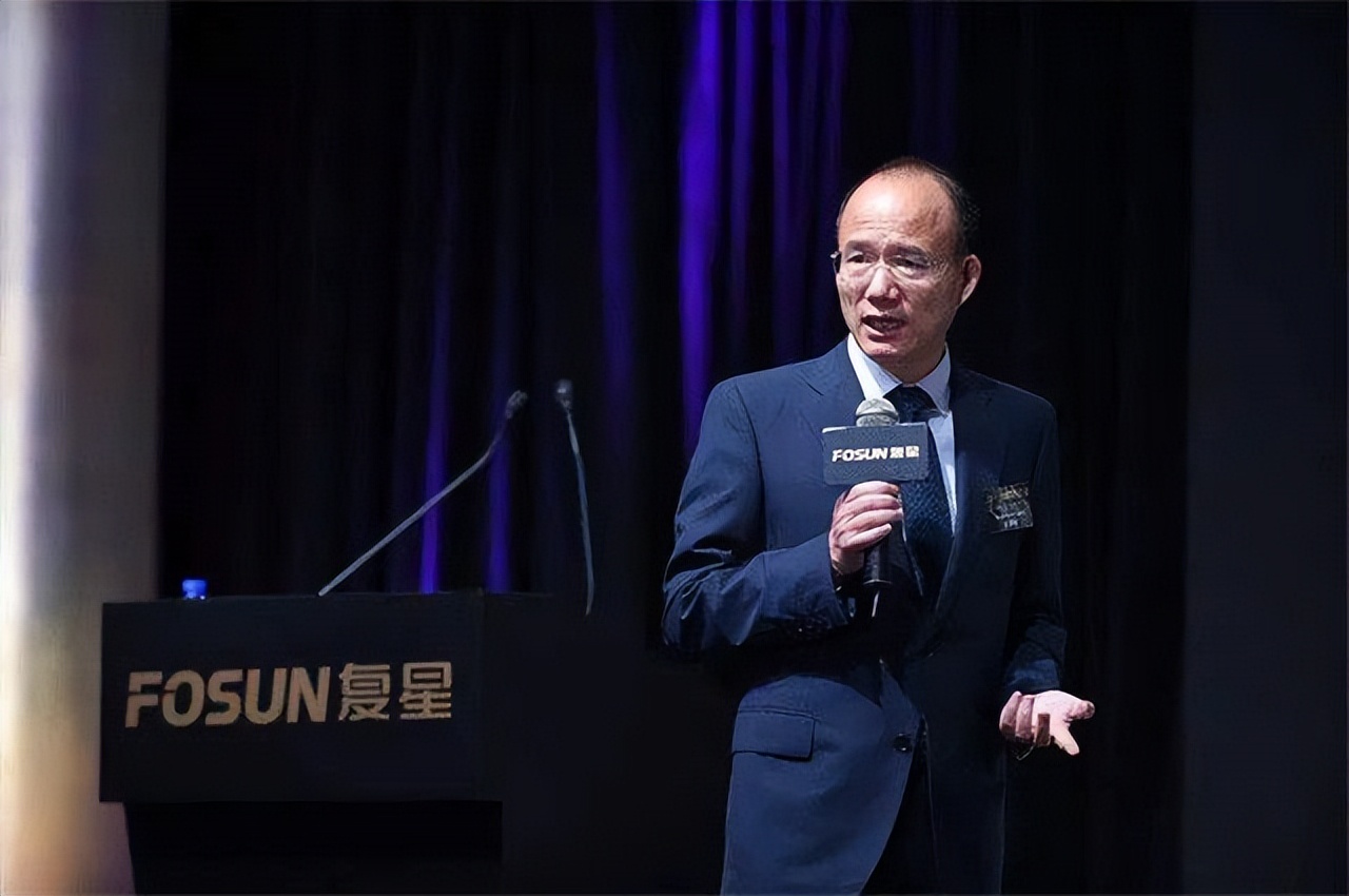 上海富豪郭广昌：花45亿买“酒”，4个月豪赚60亿，今身价8064亿