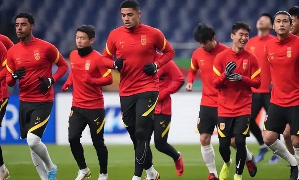 如果你是家长你会让孩子练体育吗,如果你有小孩你会让他去踢球吗