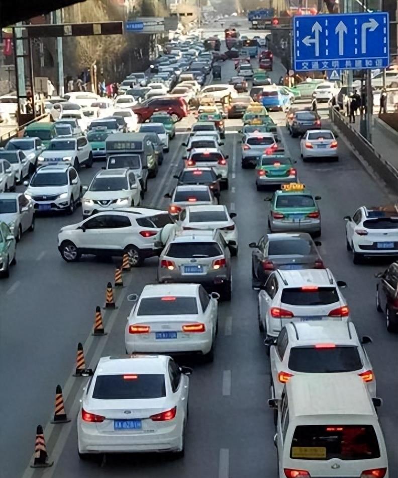 西宁交通拥堵,西宁交通拥堵最新消息