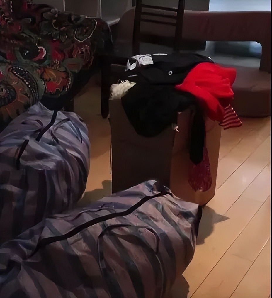 60万“抠门女孩”日常曝光:有人毕业9年抠出两套房,她们到底活得有多爽