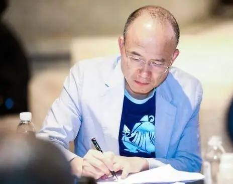 白手起家成浙江首富,浙江20后小伙新晋首富