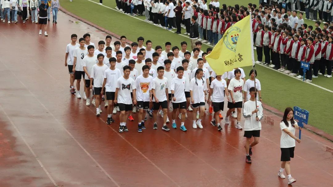 重庆黔江黔中学校运动会,重庆黔江民族中学第30届运动会