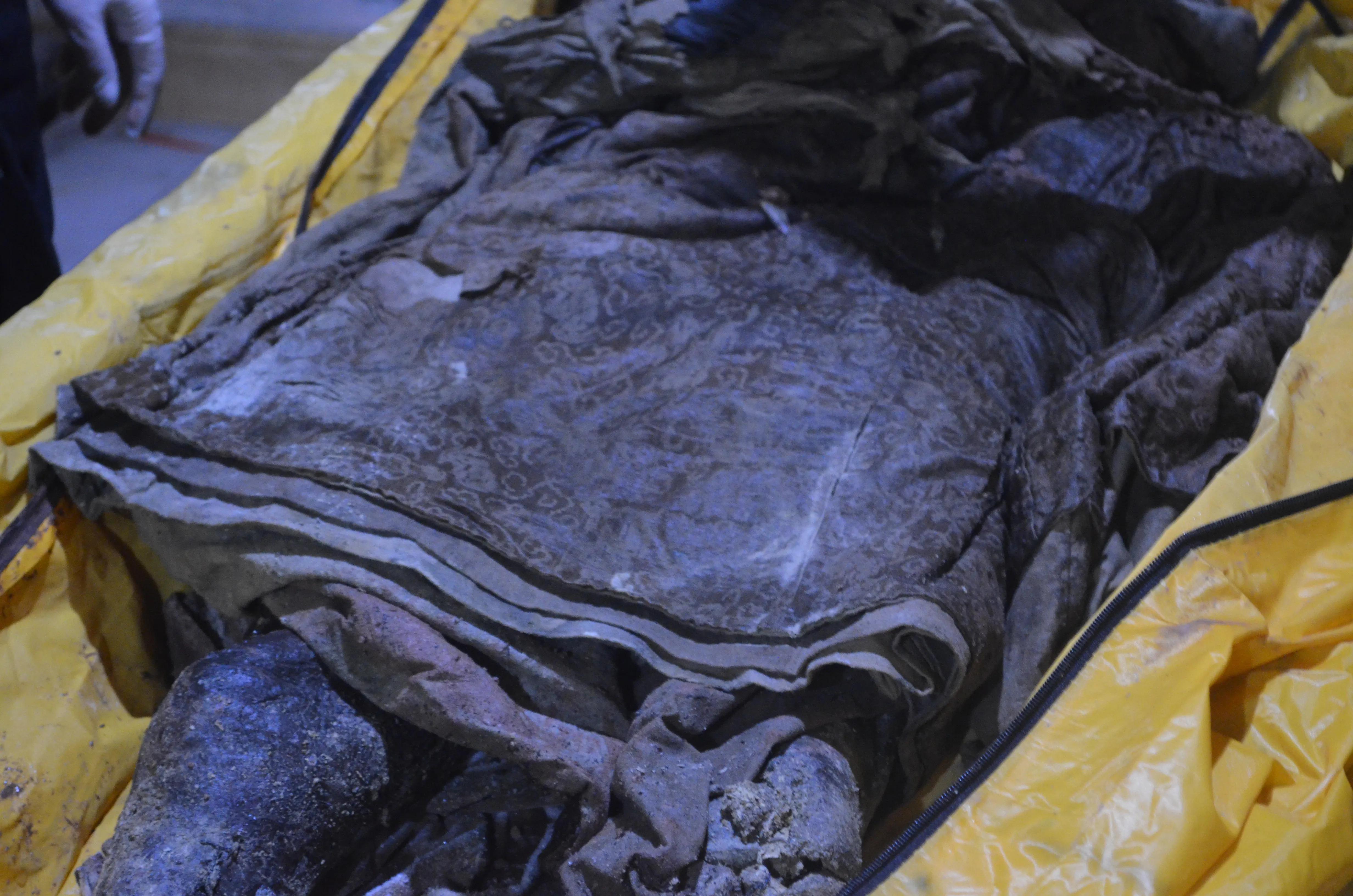 沐川县汉代古墓,沐川挖出百年古墓的是谁