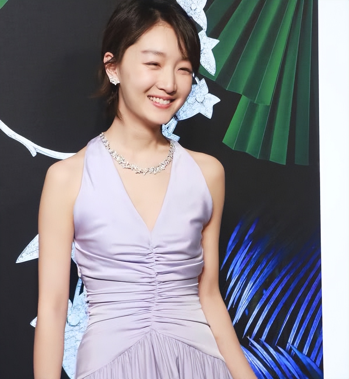 三金影后周冬雨明星评价,三金影后霸凌