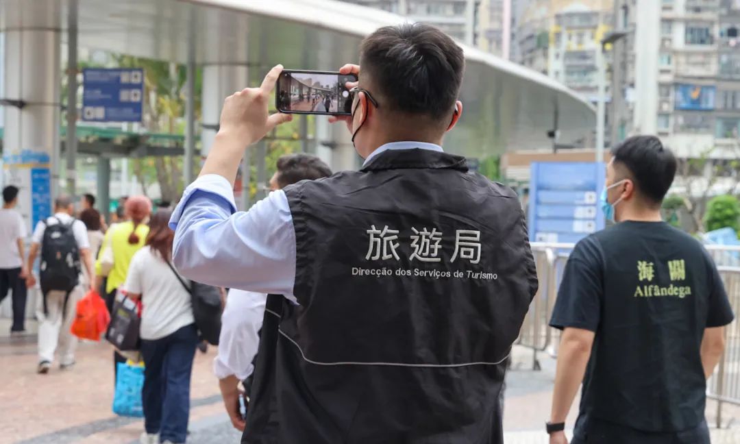 加强巡查频次和工作力度,加强节假日监督检查