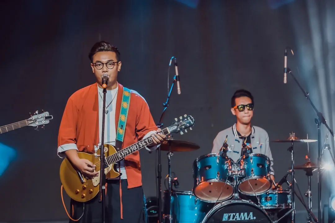 明天下午三点！Radio-Man电波先生+《畅驾欢乐点》全明星阵容邀你现场点歌