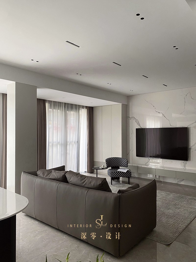 满墙电视柜怎么连接阳台柜子,电视柜和阳台一体无垭口的效果