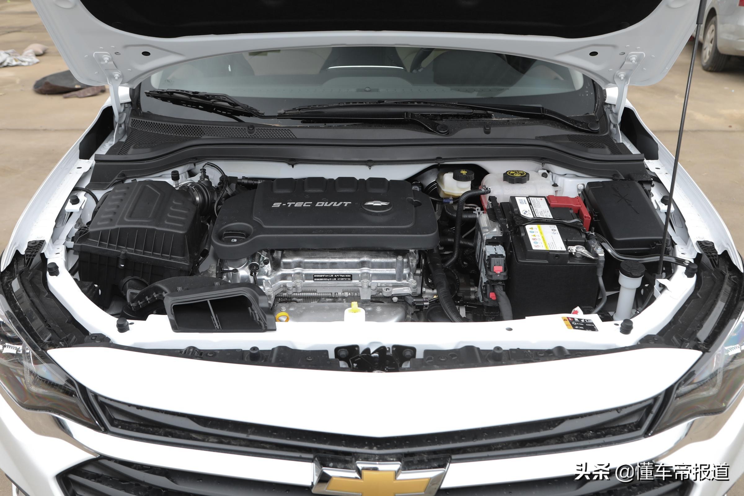 售9.49万起新款雪佛兰科鲁泽上市,新车科鲁泽6万