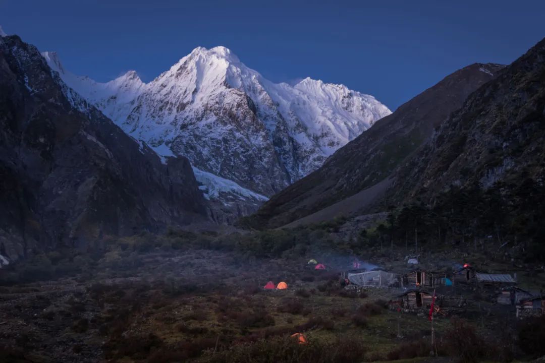 2021公认最好的徒步路线,2022走过的最美9条徒步路线