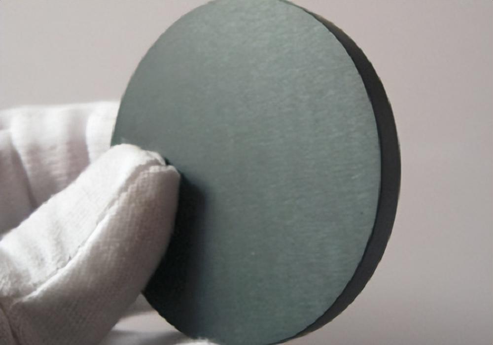 比黄金稀有40倍的金属,全球储量前十的金属