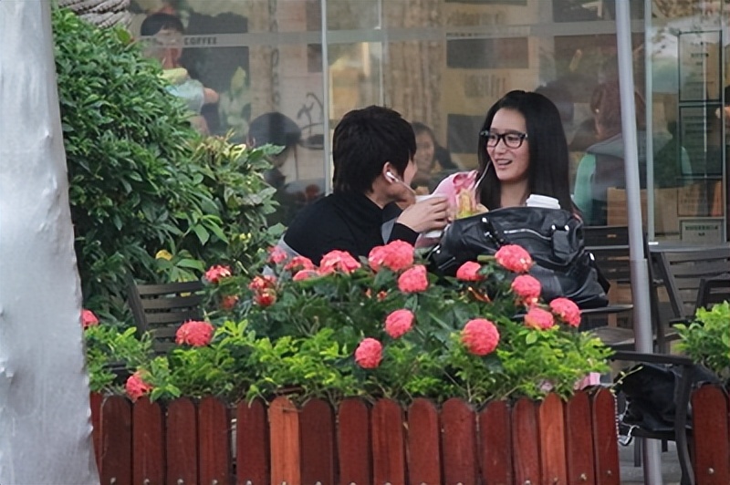 水碧的扮演者赵卓娜和张雪迎,仙剑里的水碧扮演者赵卓娜