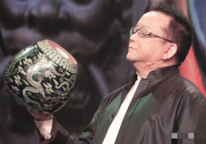 王刚为什么会砸两亿,王刚为什么砸两亿古董