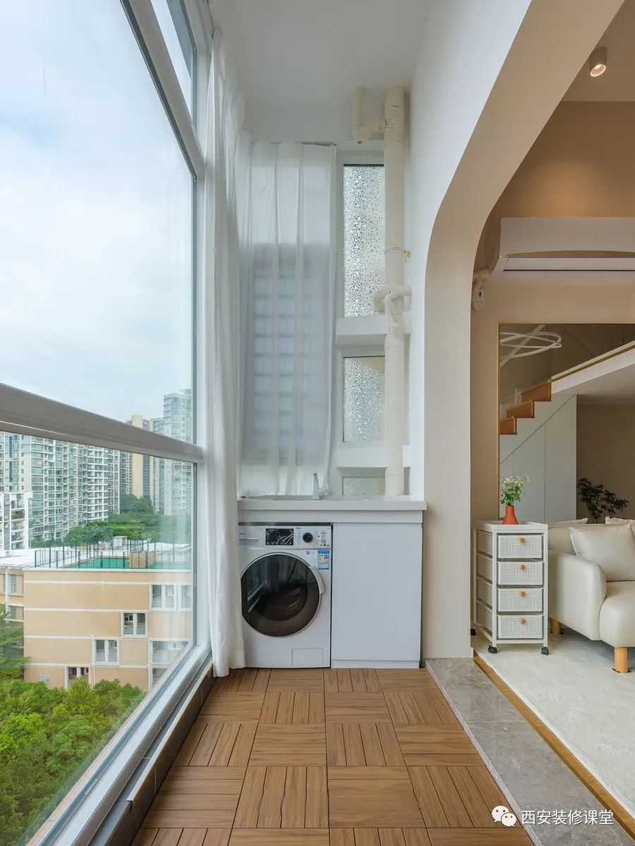 80㎡老旧小复式，变身奶油三口之家