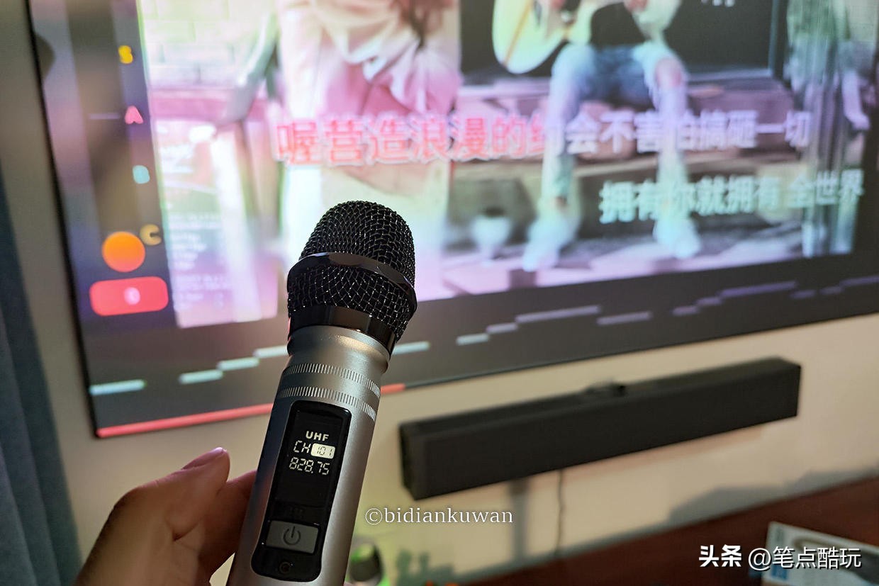 如何将投影仪画面铺满抗光屏,投影仪搭配抗光屏效果好吗