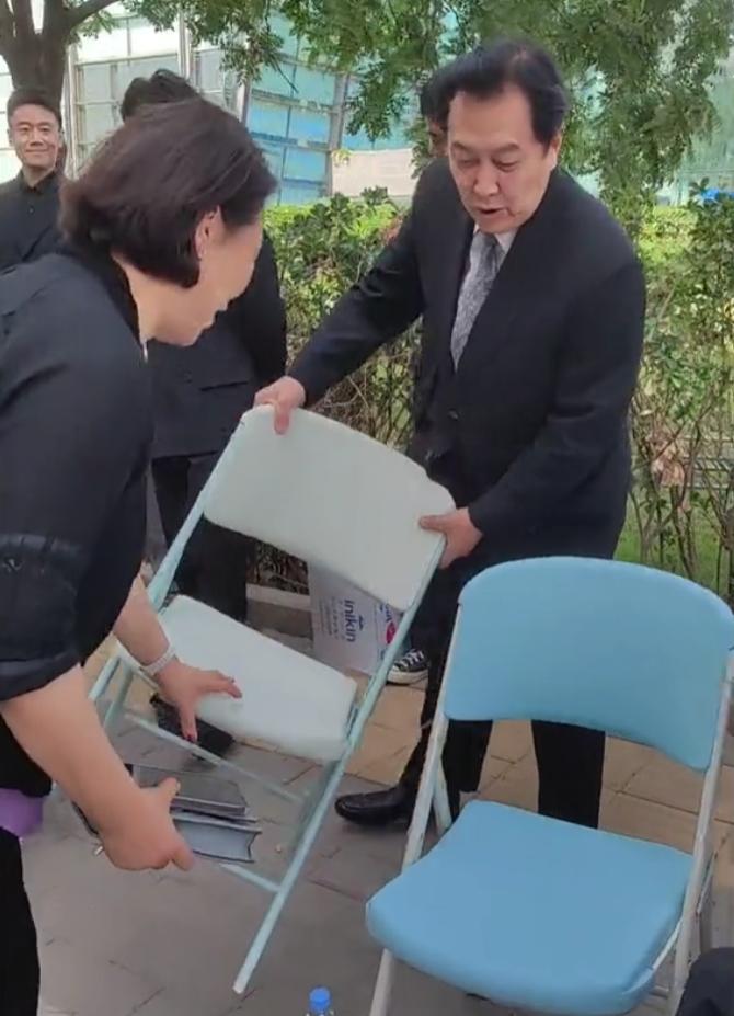 关晓彤于文文同框,于文文和关晓彤同框