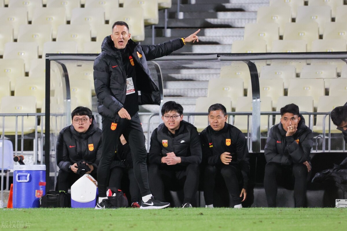 如何解读范志毅预言国足输越南,国足迎战新加坡范志毅预测