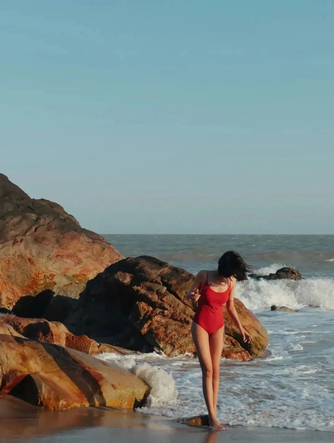 保守又好看的低价泳衣,小众ins泳衣中长款运动