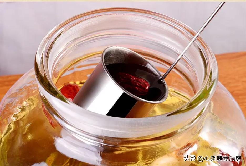 自泡药酒的作用,自泡药酒放什么增加香味