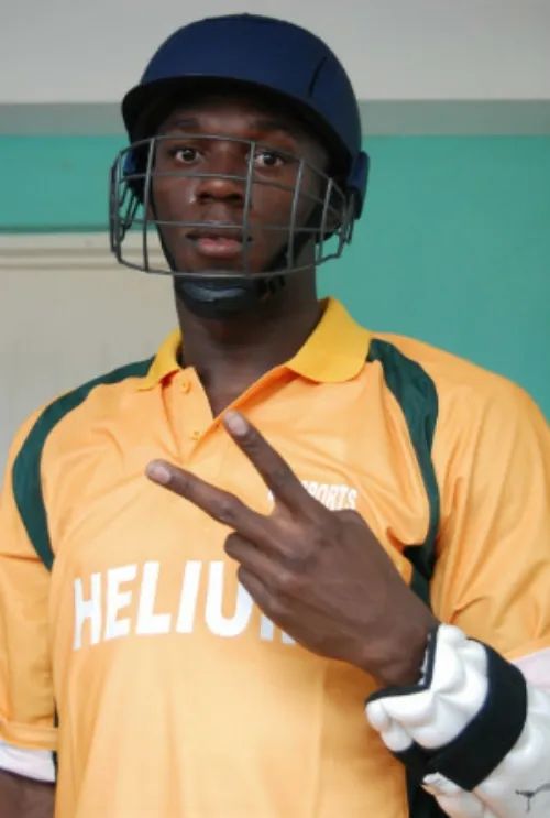 尤塞恩博尔特4x100米接力纪录,尤塞恩博尔特08年奥运会200米