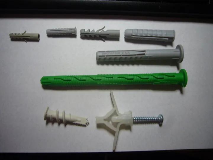 怎样选家用打孔电钻,电钻如何选择钻头和膨胀螺丝