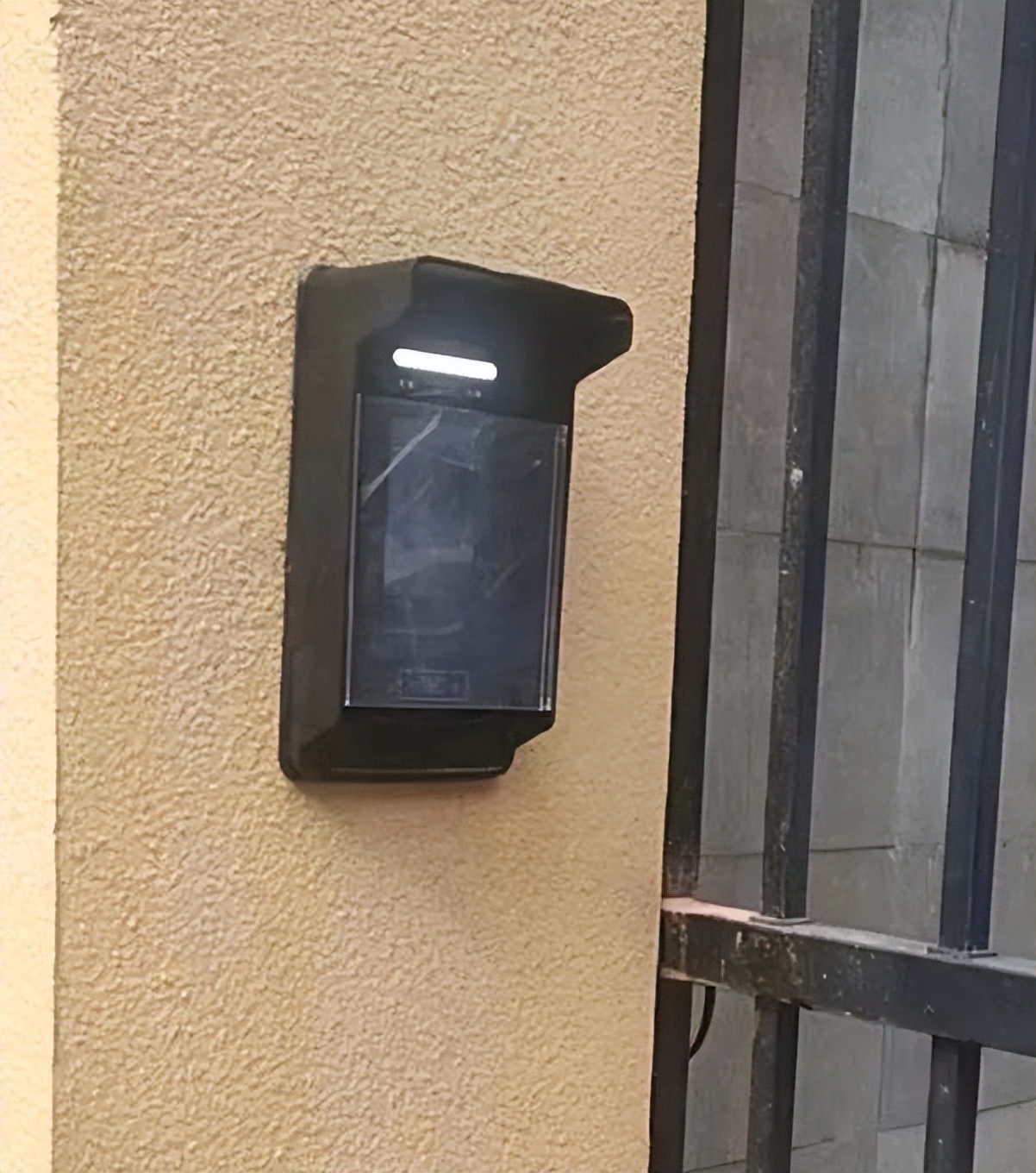 门禁开关失效如何弄,门禁系统失效解决方法