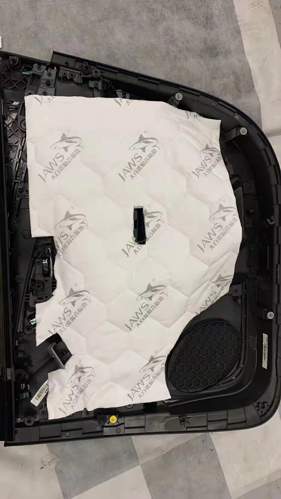 别克昂科威低音喇叭,别克昂科威音响改装