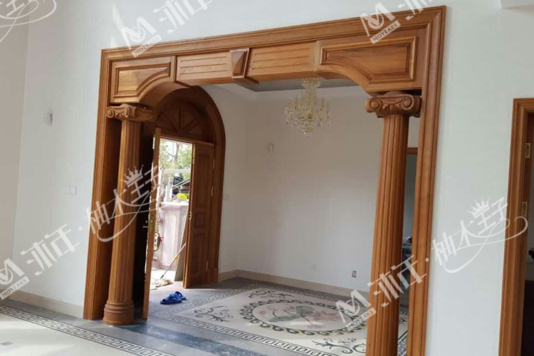 原木门跟实木门哪种好,原木门实木门复合木门