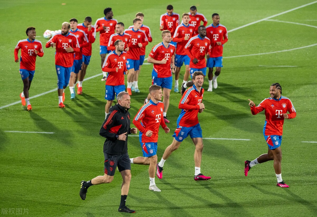 足球也发扬“有钱没钱，回家过年！”精神，谁家过年不吃顿饺子！