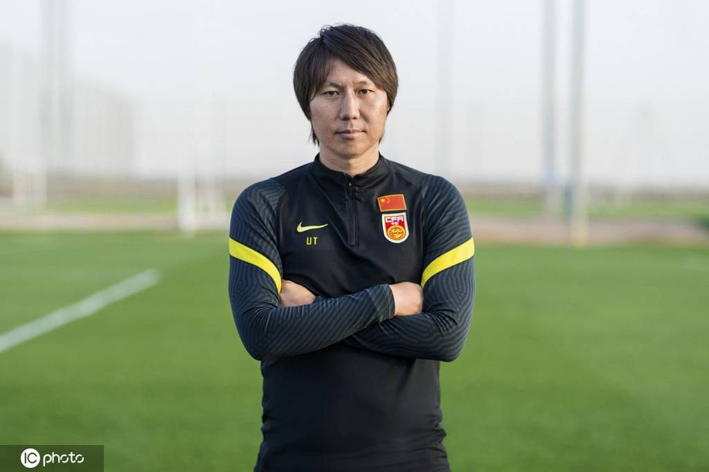 记者：李铁打响整顿第一枪足球终于把整个体育行业拖下水