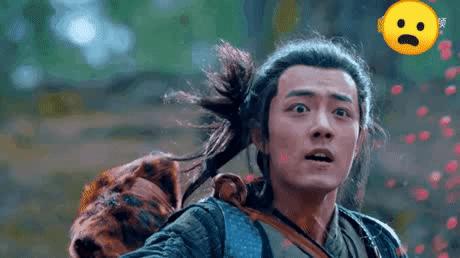 剧组为了省钱请大学生当群演,剧组节约成本演员不够跑龙套